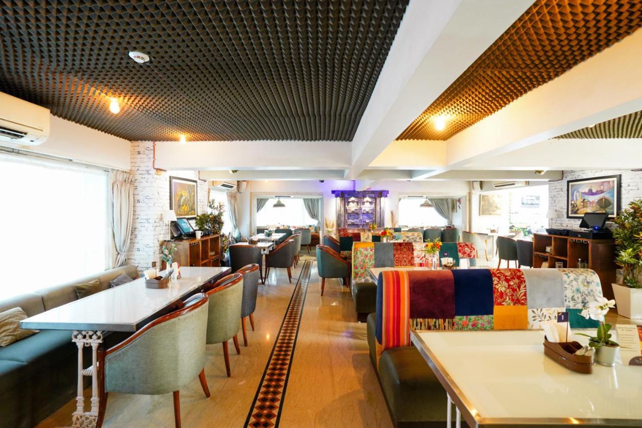 Bloom Boutique - Bandra Hotel Mumbai Exterior foto